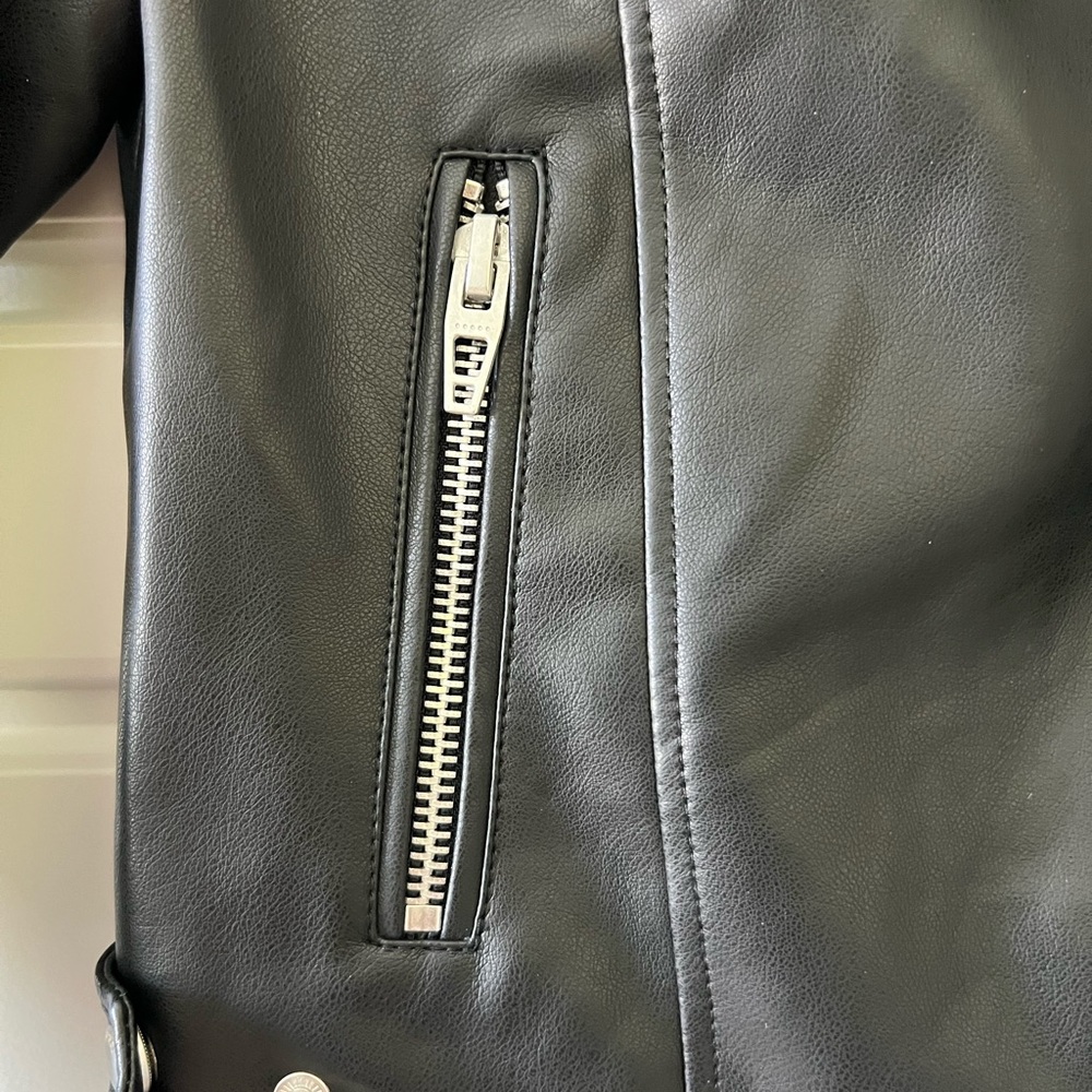 BlankNYC Jacket - Picture 5 of 8
